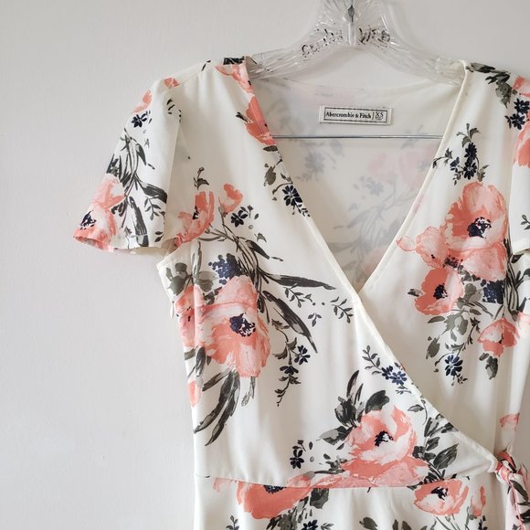 Abercrombie Floral Faux Wrap Skater Dress XS - Picture 2 of 7